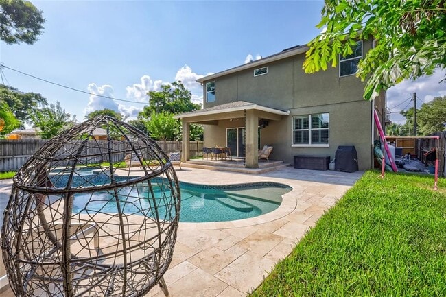 Building Photo - 3412 W Cass St