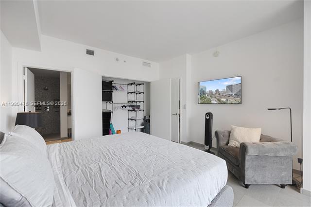 Building Photo - 88 SW 7th St