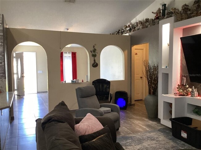 Building Photo - 134 Inconnu Ct