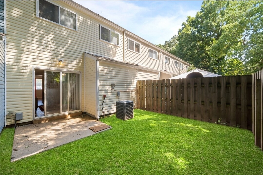 Building Photo - 155 Delmar Ln