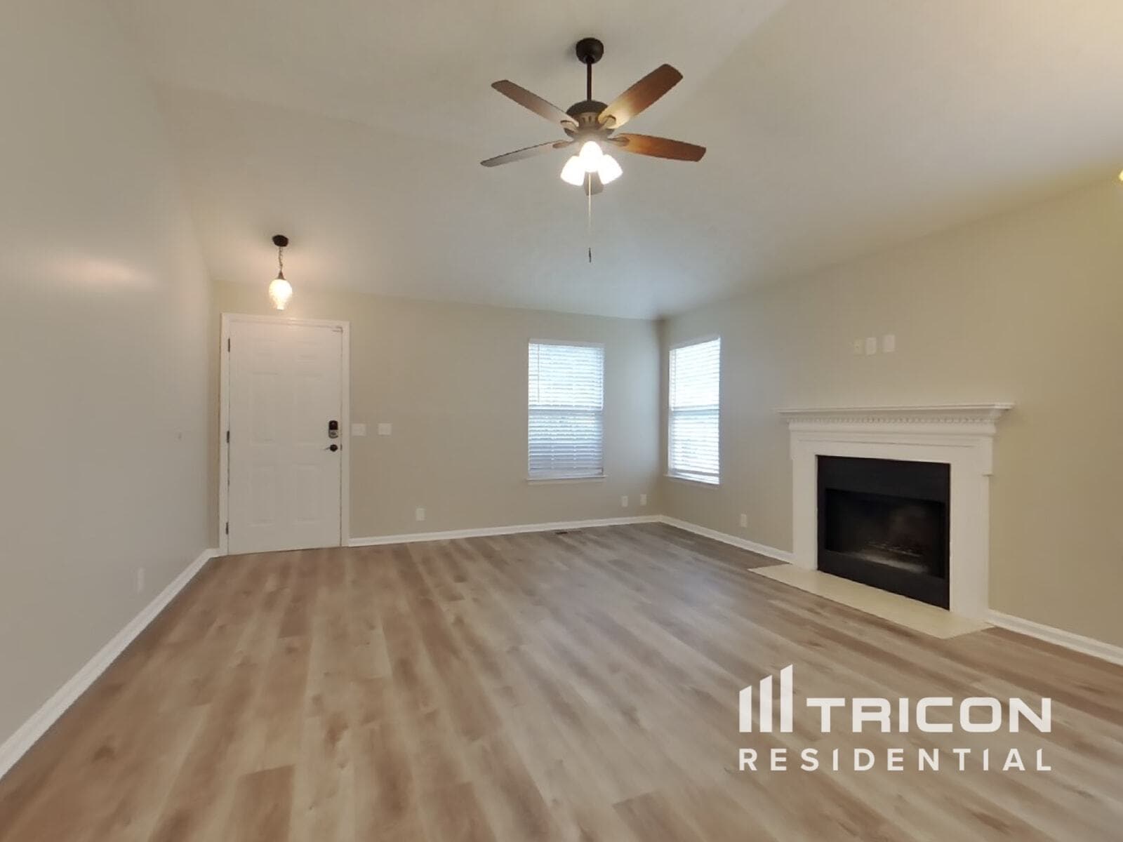 Building Photo - 911 Celeste Ct