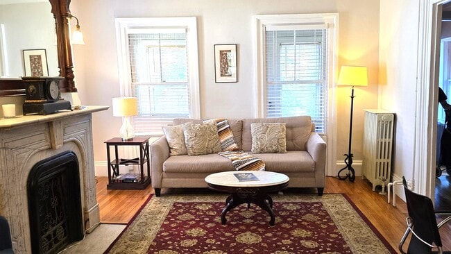 Building Photo - 54 Dudley St