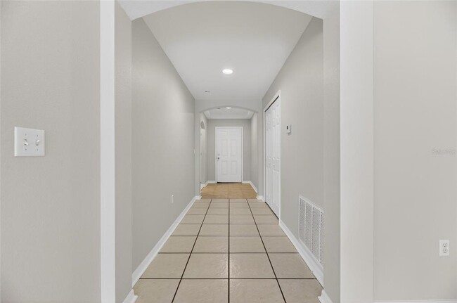 Building Photo - 9613 Cypress Harbor Dr