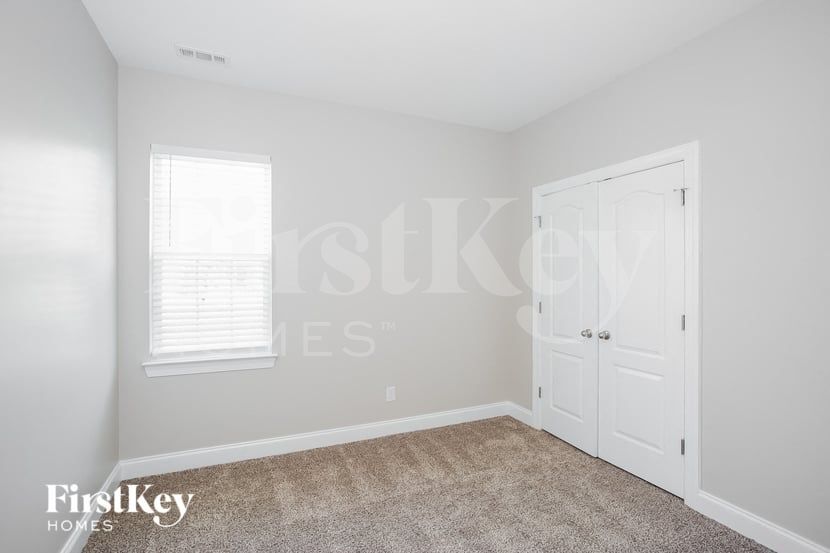 Building Photo - 1391 Napa St NW
