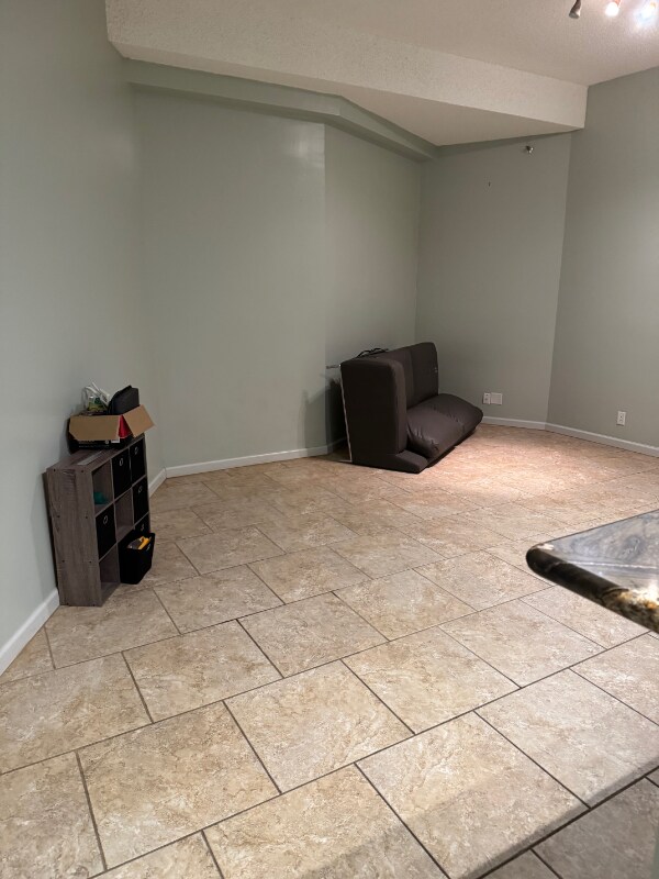 Building Photo - 1088 Bishop St