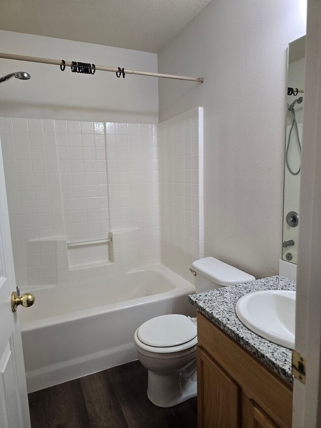 Building Photo - 3 Bedroom, 2 Bath Home for Rent