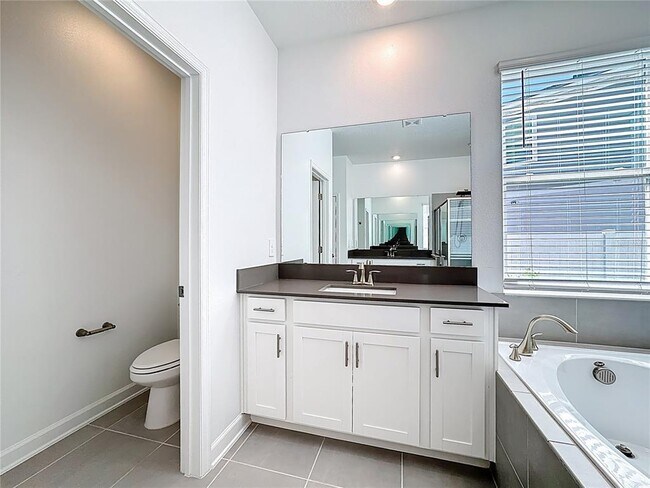 Building Photo - 5803 Stephens Rd