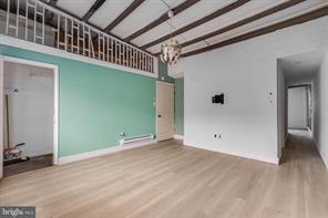 Building Photo - 2620 E Somerset St