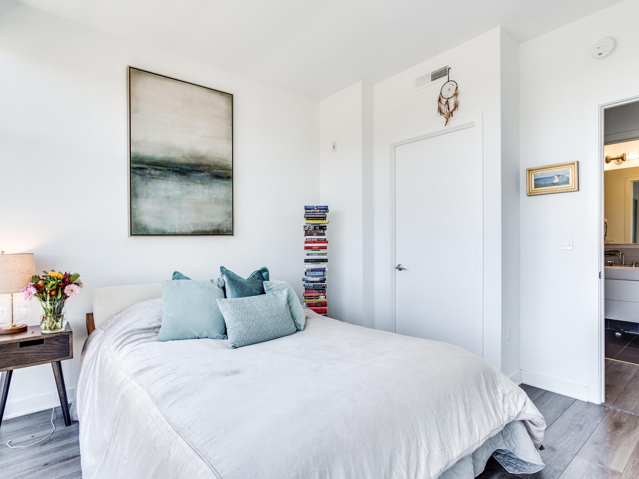 Building Photo - 2030 8th St NW