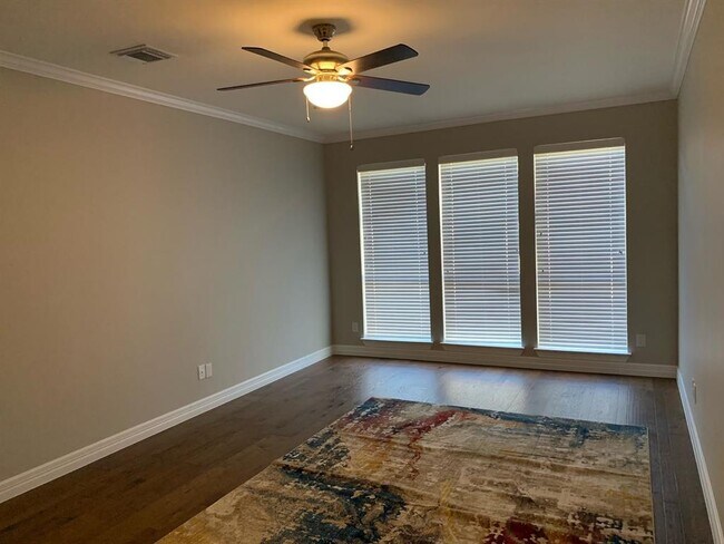 Building Photo - 5423 Montbury Ln