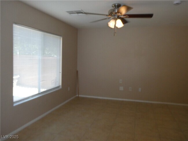 Building Photo - 6504 Blessed Thistle Ave