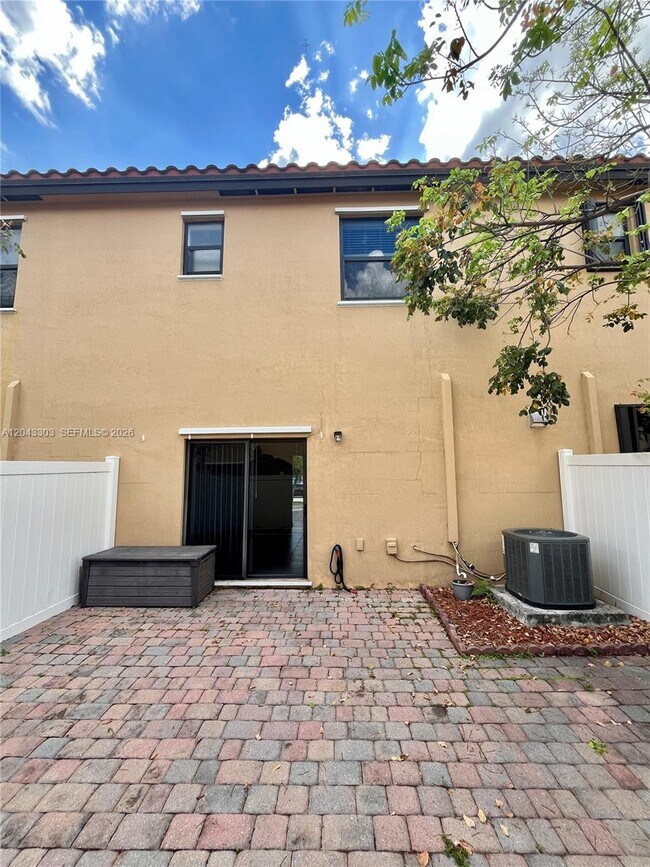 Building Photo - 9271 W 33rd Ln