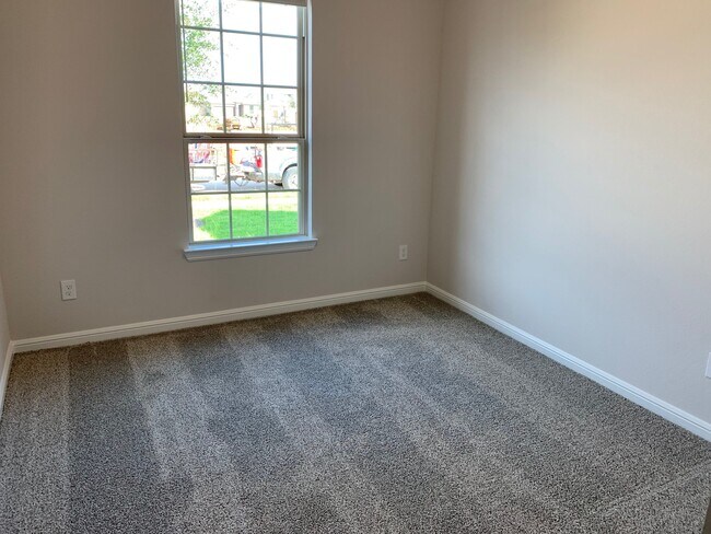 Building Photo - 8022 Cliffside Terrace Ct