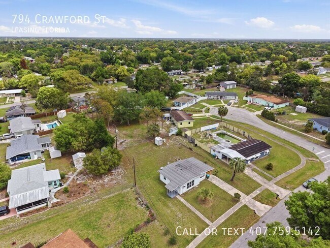 Building Photo - 794 Crawford St