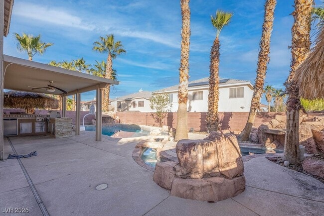 Building Photo - 7898 Spindrift Cove St