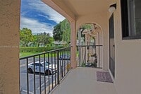 Building Photo - 9431 Boca Cove Cir