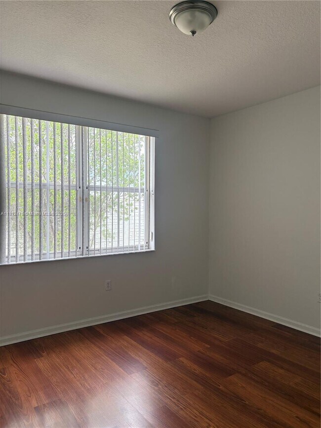 Building Photo - 174 Riverwalk Cir