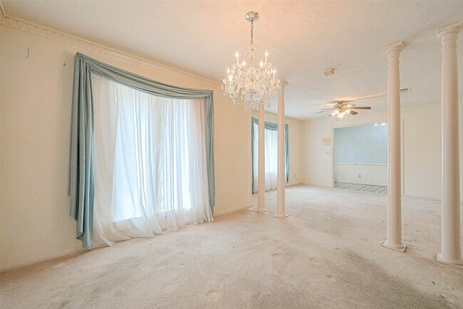 Building Photo - 8706 Tavistock Dr