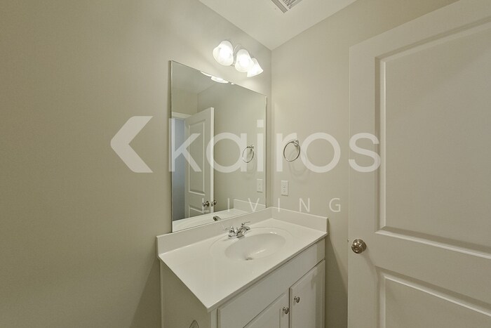 Building Photo - 5062 Cobalt Fls Bnd