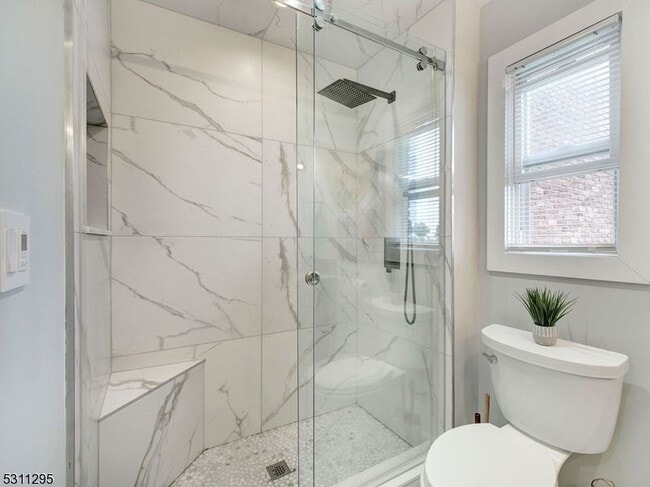 Building Photo - 43 Conforti Ave