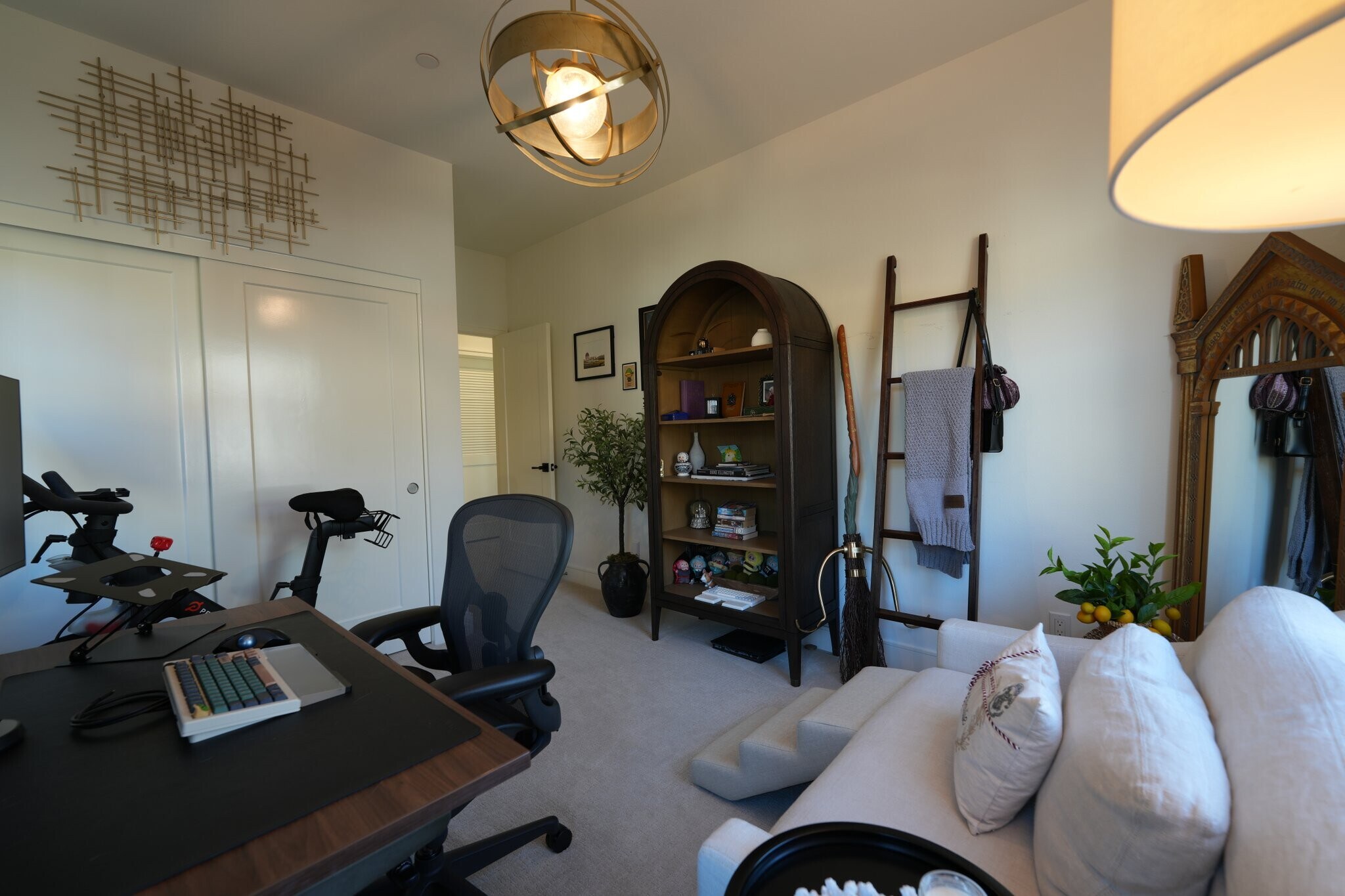 Building Photo - 145 Plum Lily