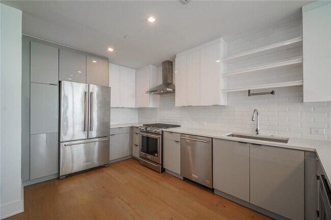 Building Photo - 788 West Marietta St NW