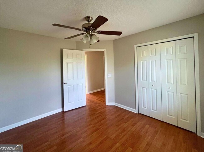 Building Photo - 104 Sugar Maple Way