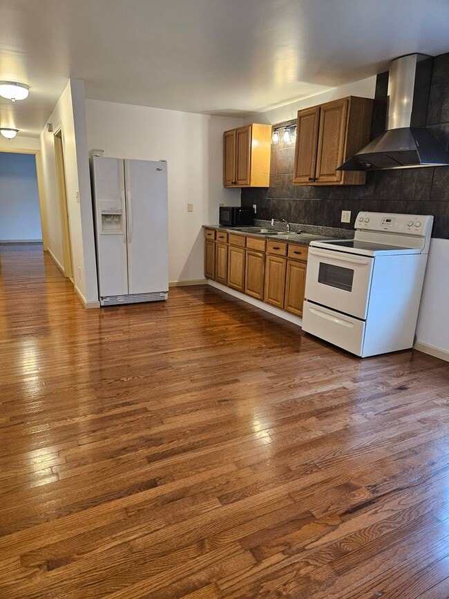 Building Photo - 798RUNVILLER