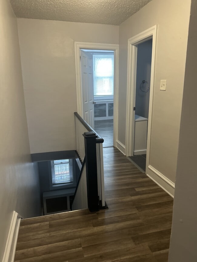 Building Photo - 4129 Greeby St