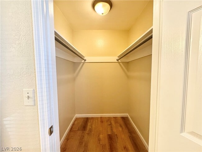 Building Photo - 1920 Haiwee St