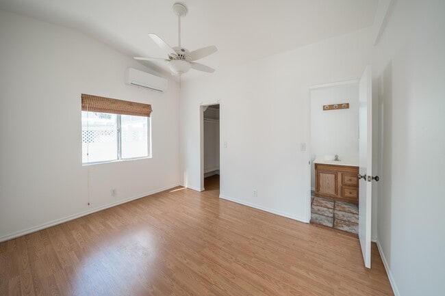 Building Photo - 4816 Bancroft St