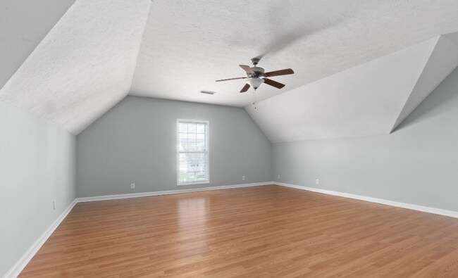 Building Photo - 3731 Bret Dr