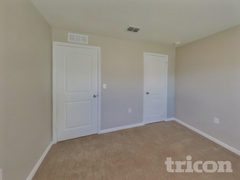 Building Photo - 18 Prince Kaarel Ln