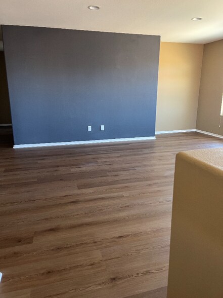 Building Photo - 37133 Kingcup Terrace