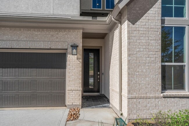 Building Photo - 5030 Vly Wind Ct