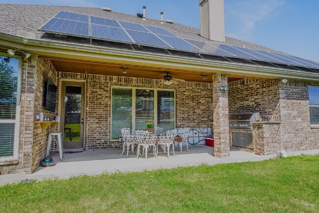 Building Photo - 5919 Dewdrop Ln