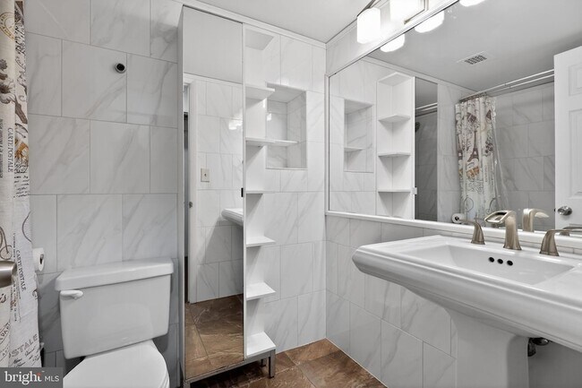 Building Photo - 7505 Democracy Blvd