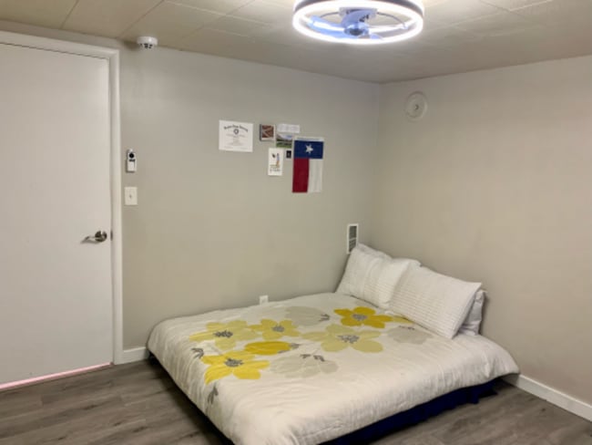 Building Photo - 138 W 800 N St