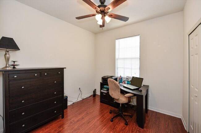 Building Photo - 4211 Via Piedra Cir