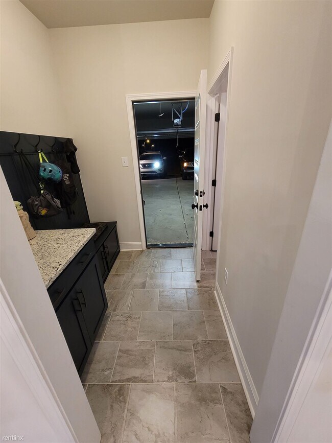 Building Photo - 4 br, 2 bath House - 138 Kambry Grove Drive