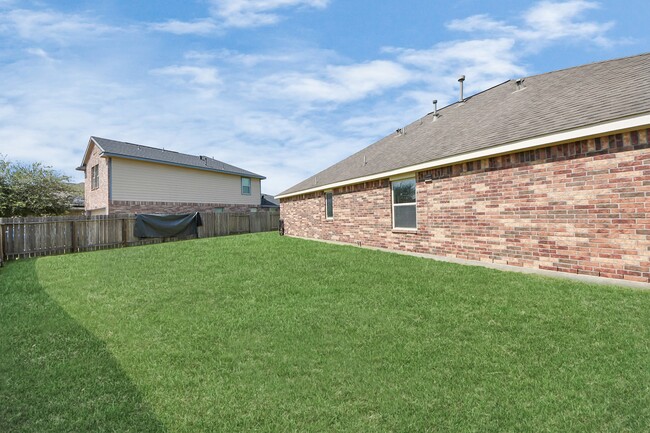 Building Photo - 13810 Beckledge Ln