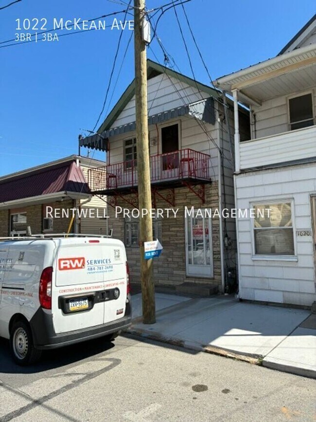 Building Photo - 1022 McKean Ave