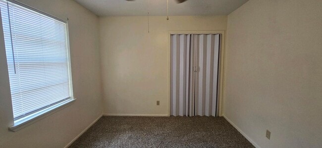 Building Photo - Coming Soon-Cozy 3 Bedroom Unit! Tour Today!