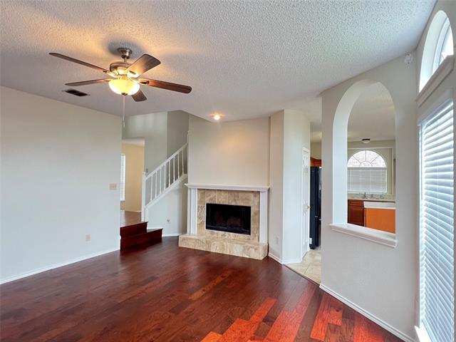 Building Photo - 723 Sumner Dr