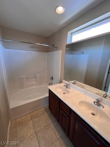 Building Photo - 8269 W Wildwood Glen Dr