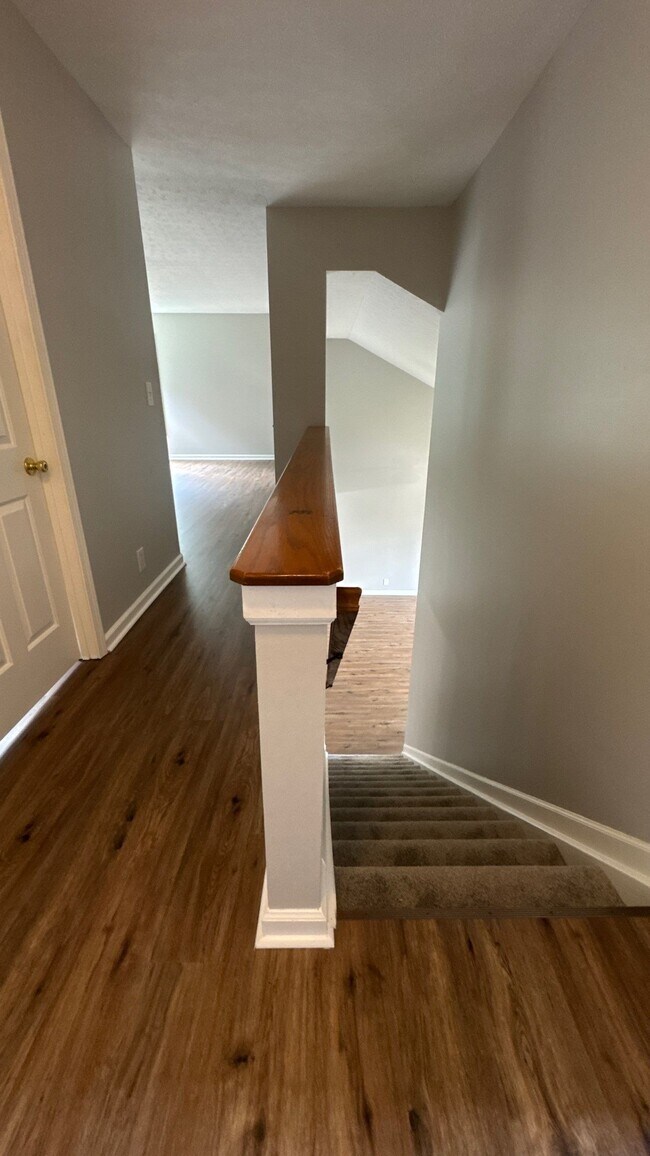 Building Photo - 7421 Spring Run Dr