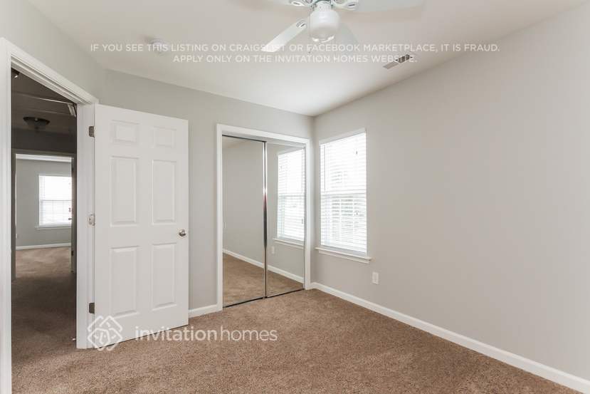 Building Photo - 115 Laporte Ln