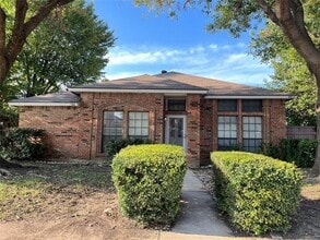 Building Photo - 983 Mauve Dr