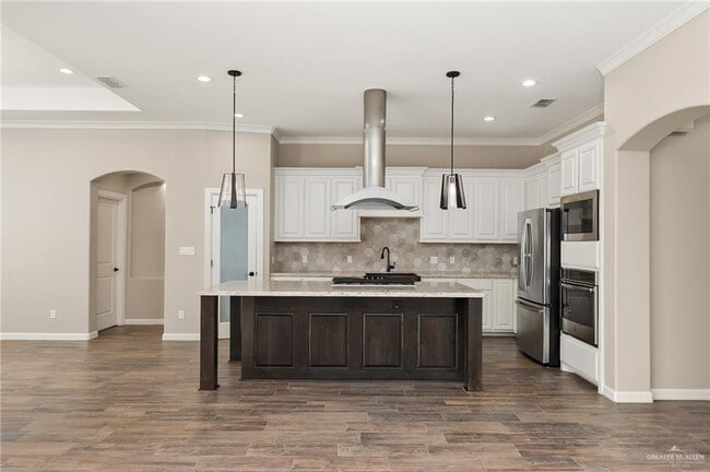 Building Photo - 18 Caddo Ln