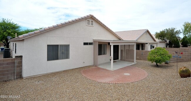 Building Photo - 2633 W Cezanne Cir